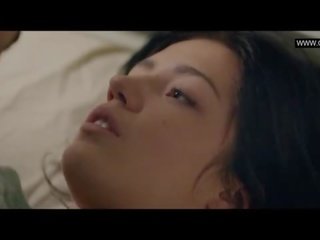 Adele exarchopoulos - kawalan ng pang-itaas x sa turing klip eksena - eperdument (2016)