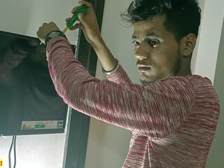 Divorce bhabhi ko tv mechanic ne accha se chuda bengalese porno