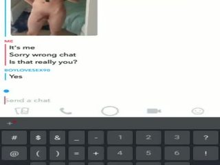 Ťažký hore školáčka mať zábava na snapchat s an unknow človek