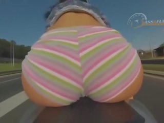 Motorkářky lassie upskirt sestavování