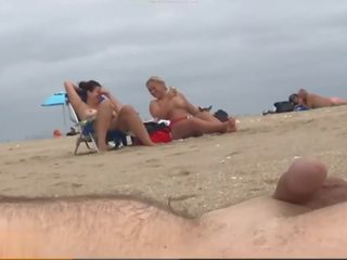 Vzrušený na byť seen podľa ženy na the moment na ejaculation/nudist pláž