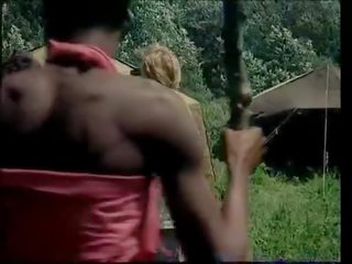 Tarzan skutočný sex v španielske veľmi koketná indické mallu herečka časť 12