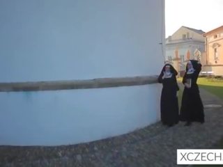 Bizzare kotor video dengan katolik biarawati! dengan besar sekali!