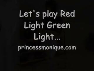 Princess monique lets play red light green light