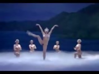 Pajkos meztelen ballet