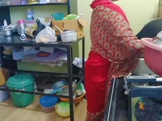Mano bhabhi beguiling ir aš pakliuvom jos į virtuvė kai mano brolis buvo ne į namai