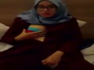 Hijab jenter solo onani min niese, xxx klipp 76